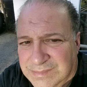 Meet your Posher, Carl